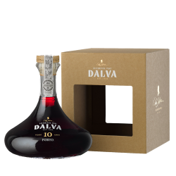 Dalva Tawny 10 anos...